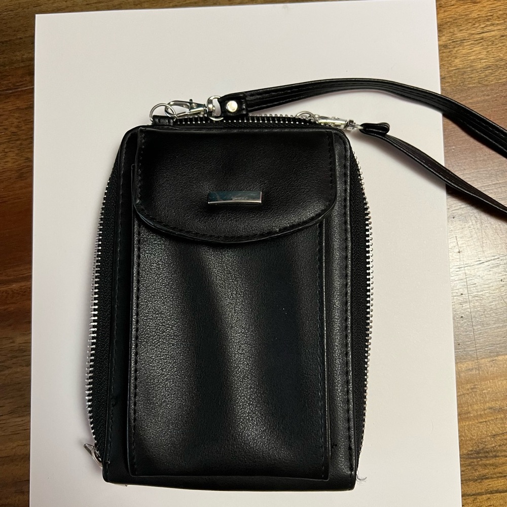 Black zip up cellphone passport purse